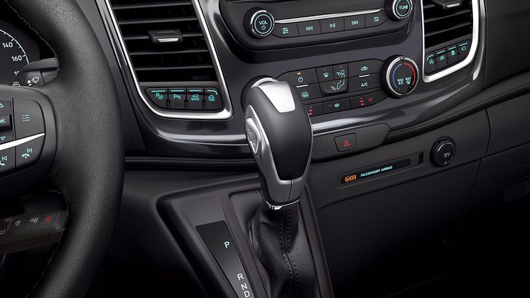 A Ford Transit új 10 fokozatú autómata sebességváltóval
