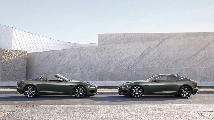 F-TYPE Heritage 60 er tilgjengelig både som Coupé og Convertible.
