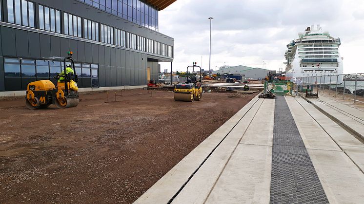 F900 (90-tonne) load rated GRP Fibrelite trench covers in precast concrete troughs/trenches at  a cruise ship terminal