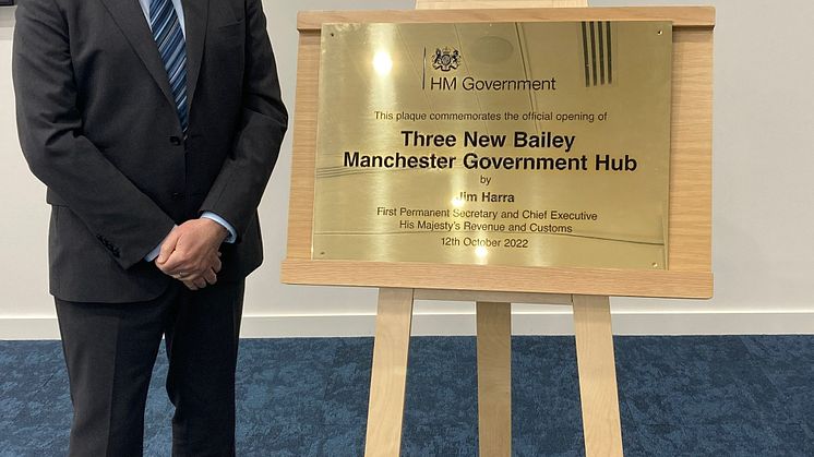 Jim Harra with Manchester Regional Centre plaque