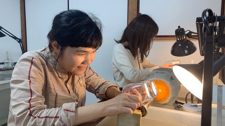 Experience designing and making their own Edo Kiriko at Sokichi
