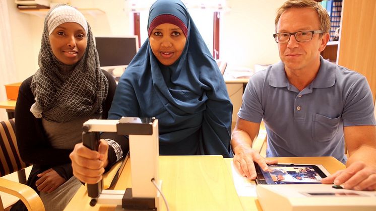Hamdi Sheekh och Bisharo Fawsiya deltog i studien som Paul Kalliokoski höll i. Båda arbetade under tiden då studien genomfördes som undersköterskor och tolkar på Vårdcentral Jakobsgårdarna och har varit till stor hjälp i framtagandet av studien.