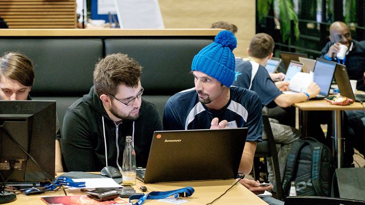 InsurHack 2016
