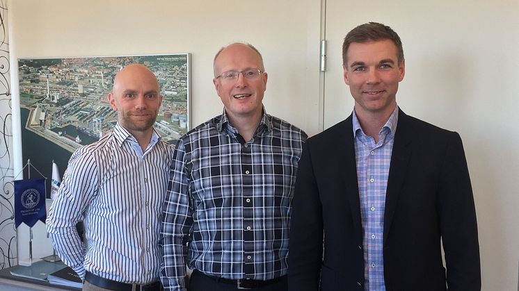 Från den 4 maj kommer det Isländska rederiet Eimskip att anlöpa Helsingborgs Hamn. Fr. v. Henric Halvorsen, Thorstienn Bjarnason, Nicklas Romell