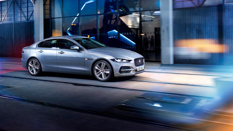 Jaguar XE Exterior2