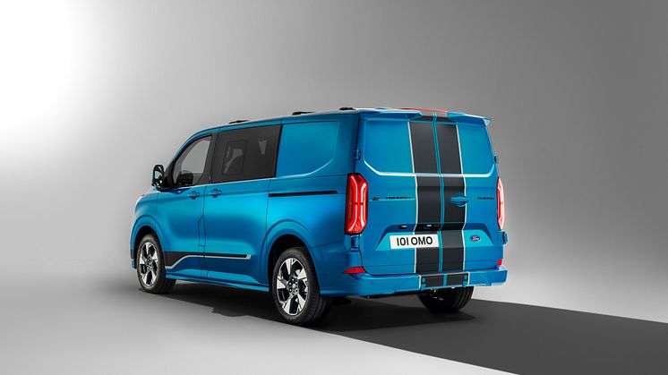 Ford E-Transit Custom Sport Digital AquaBlue (9)