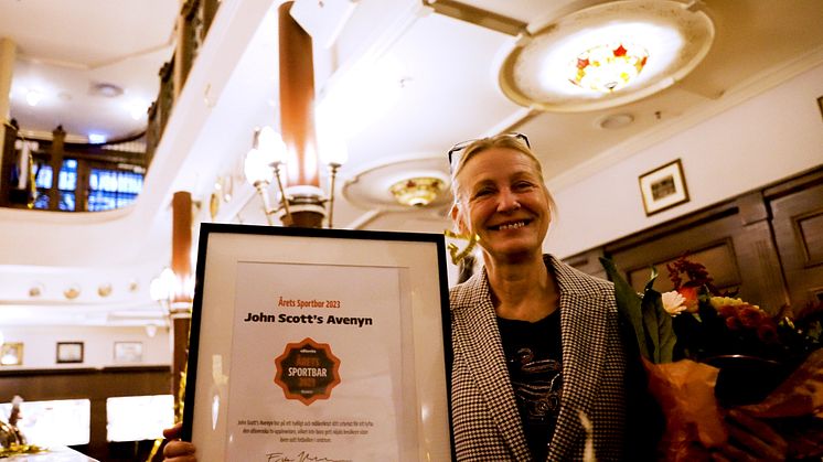 Yvonne Sångberg på John Scotts Avenyn, vinnare av Årets Sportbar 2023