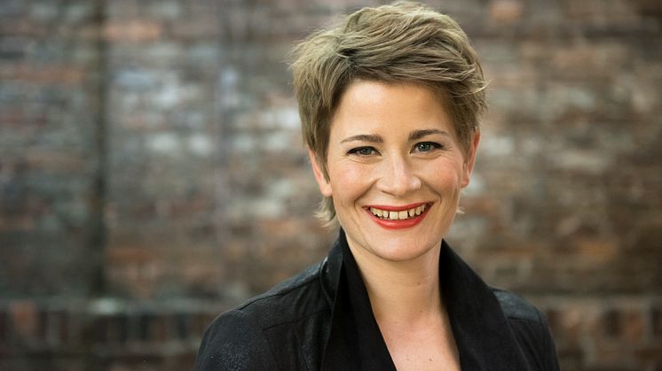 Dirigenten Anja Bihlmaier gästar återigen SON i De Geerhallen. Foto: Neda Navaee