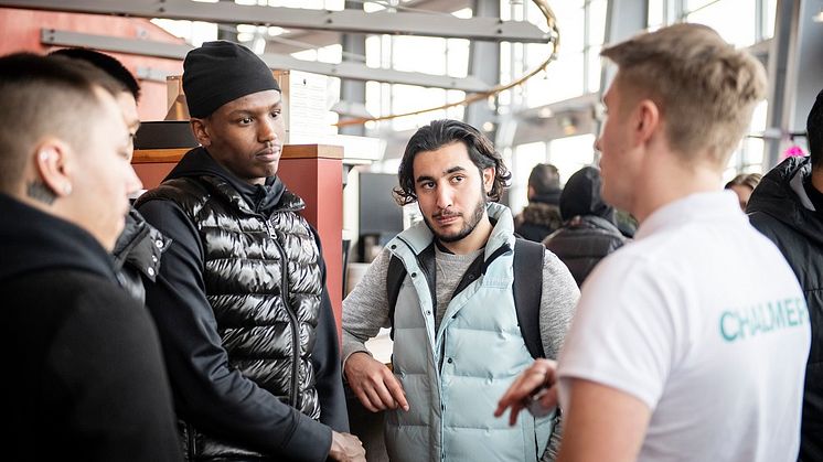 Lyckad jobbmässa för unga på GöteborgsOperan