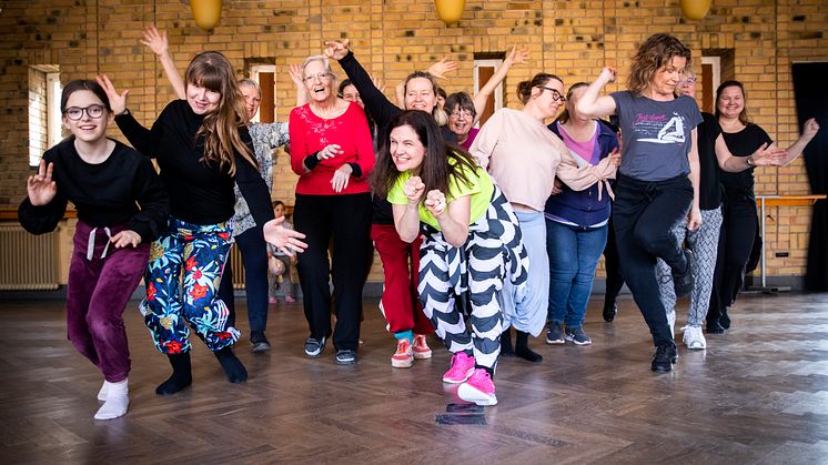 Dansare i olika åldrar. Foto Tina Axelsson 