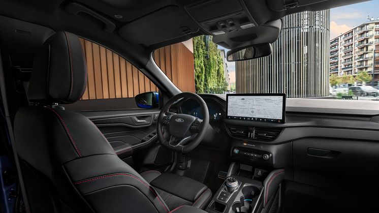 FORD_KUGA_ST-LINE_06_2024