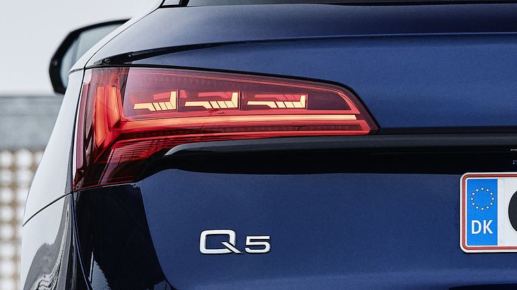 Audi Q5 (Navarreblå)