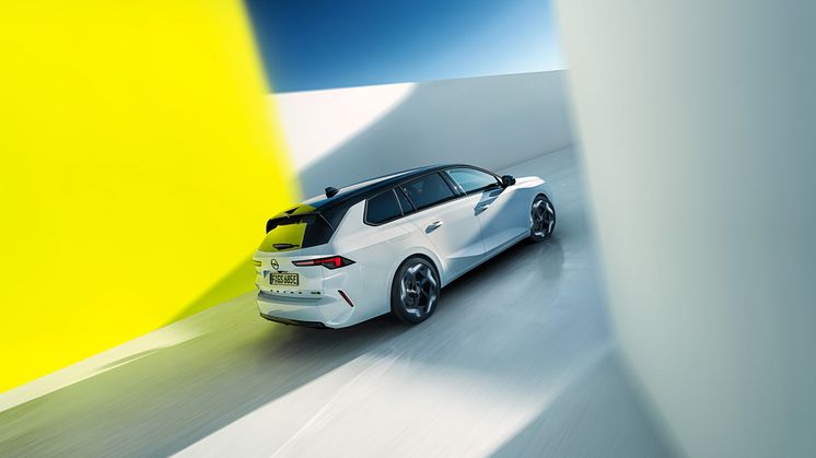 09_opel_astra_sports_tourer_gse_520362-633309d0ce757