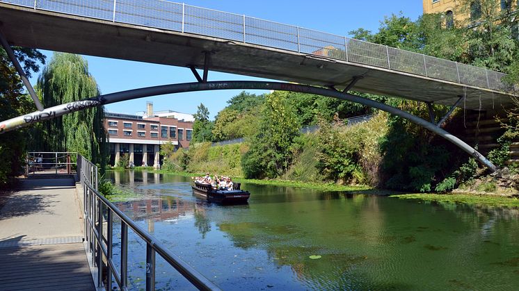 Leipziger Wasserfest - Karl-Heine-Kanal und Stabbogenbrücke