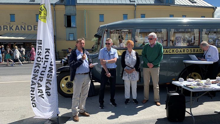 Den 29 juni 2023 debatteras det rörliga kulturarvets framtid i Almedalen. Bild från Transporthistoriskt Nätverks politikerdebatt under Almedalsveckan 2022.