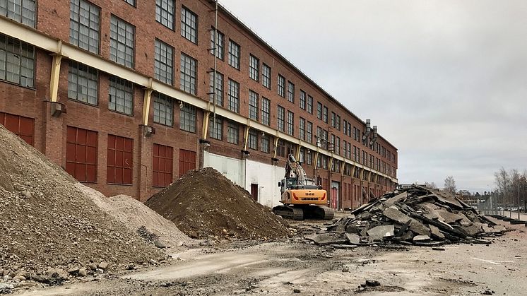 Den framtida Kullgärdsgatan - nu börjar vi gräva i Kopparlunden