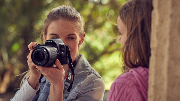 Make beautiful memories in a click with the Canon EOS 250D, the world’s lightest DSLR with a moveable screen 