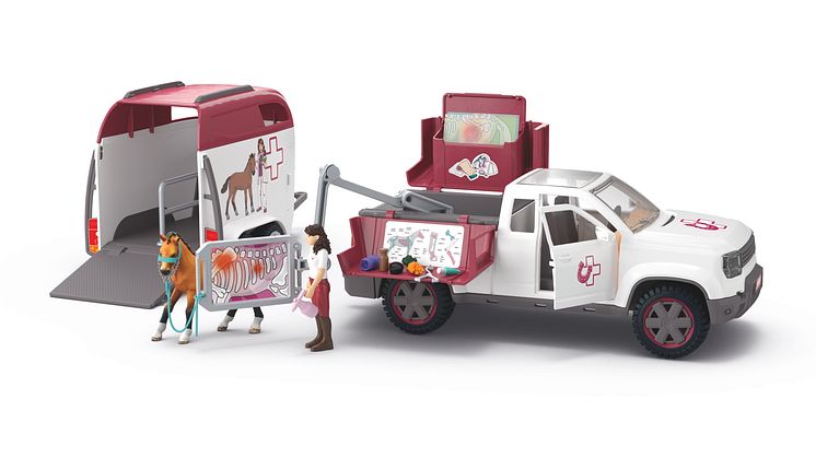 42704_Horse Club_Mobile vet with trailer_(c)schleich®