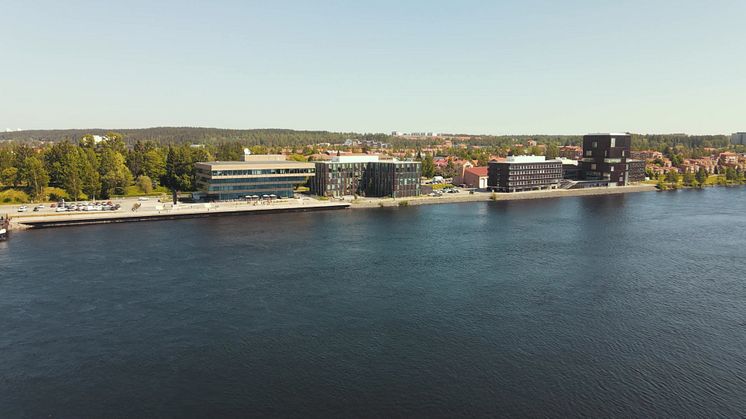 Ostra_Strandgatan_24_och_strandpromenaden_fotograf_Sebastian_Sahin.mp4