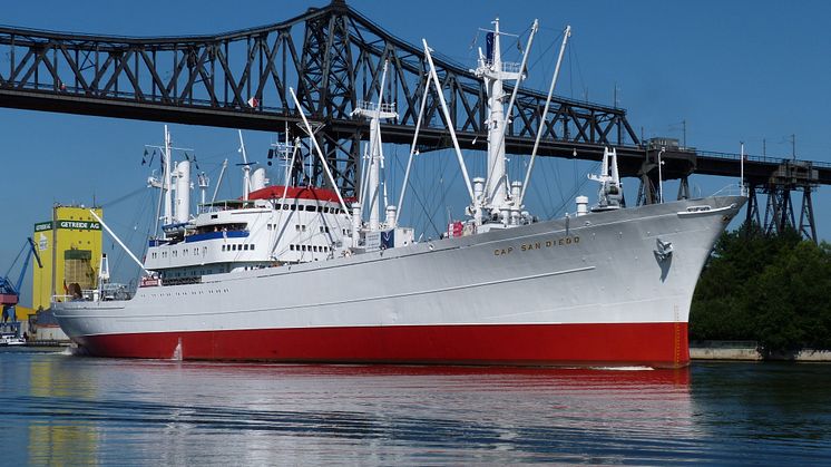 Der Museumsfrachter Cap San Diego auf dem Nord-Ostsee-Kanal
