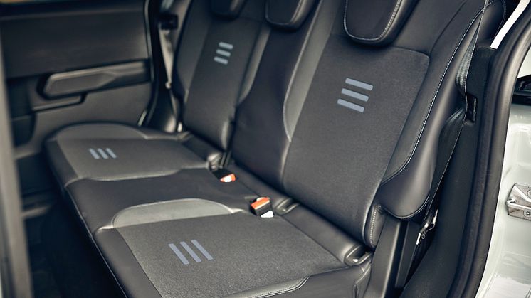 2023 FORD E-Tourneo Courier Active (11)