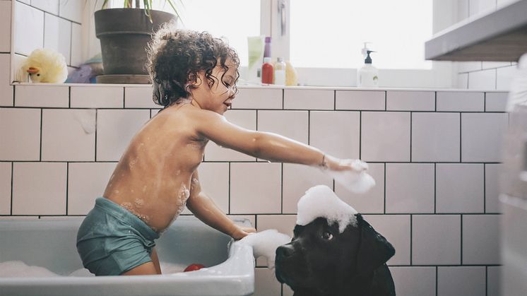 Välkommen verkligheten – nytt reklamkoncept för Riksbyggen