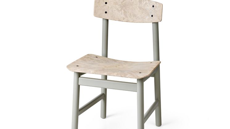 Mater_10003_BM_Conscious_Chair_Packshot_Front