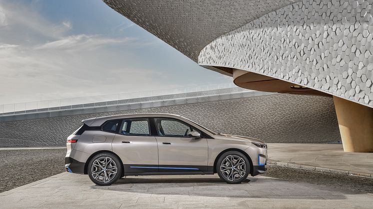 Helt nye BMW iX