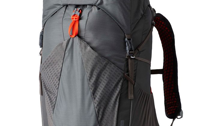 GMP_S23_Facet35_SunsetGrey_Front34