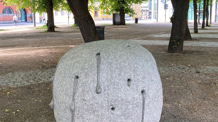 Utdrag fra Mattias Härenstam "Bristepunktet" i Paléhaven på Christian Frederiks plass. Foto: Kulturbyrået Mesén