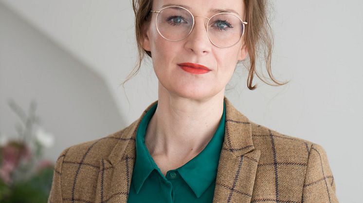 Autorenfoto Franziska Schutzbach_(c) Anja Fonseka.jpg