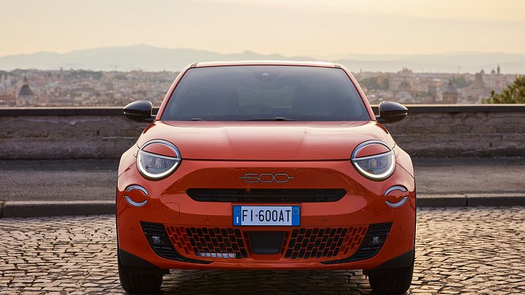 08_Fiat 600e La Prima