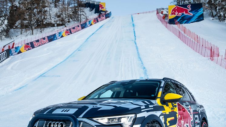 Audi e-tron på styrtløbsløjpe