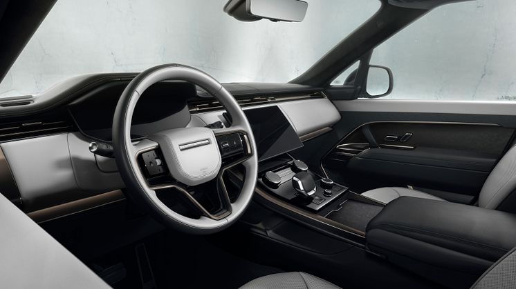 RRS_23MY_01_Interior_008_GLHD_72dpi_100522