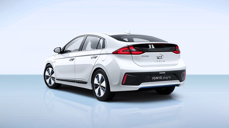 IONIQ Plug-in (5)