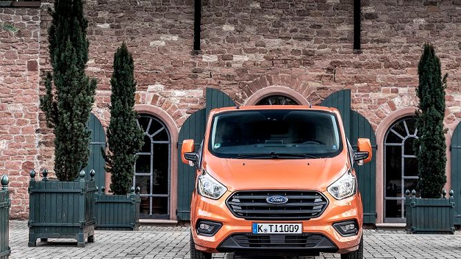 Ford pakettiautojen rekisteröintitilaston kärkeen sekä heinäkuussa että koko vuoden alusta