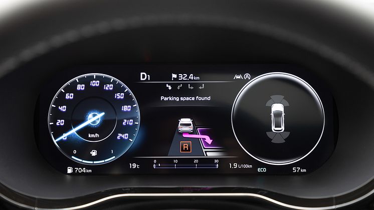 Ceed PE interior_3