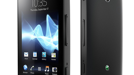 Förhandsboka prisvärda Xperia U hos 3