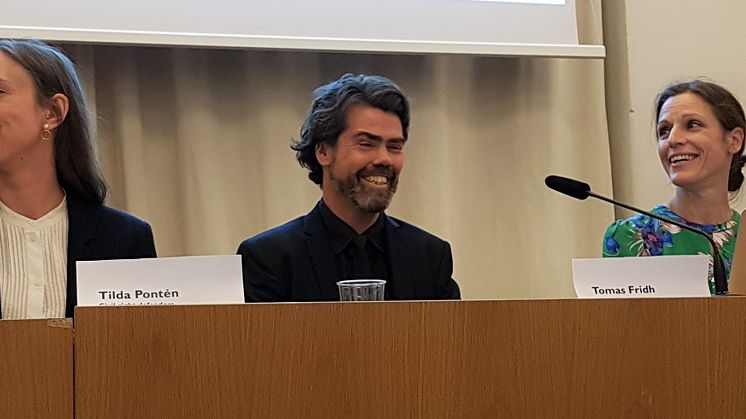 Riksdagsseminarium 15.5.2019. Fr.v. Sofia Rönnow Pessah, Rådgivningsbyrån, Tilda Pontén, Civil Rights Defenders, Tomas Fridh, Svenska Advokatsamfundet, Rebecca Thorburn Setern, Uppsala universitet, samt moderatorn Anna Lindblad, Rådgivningsbyrån.
