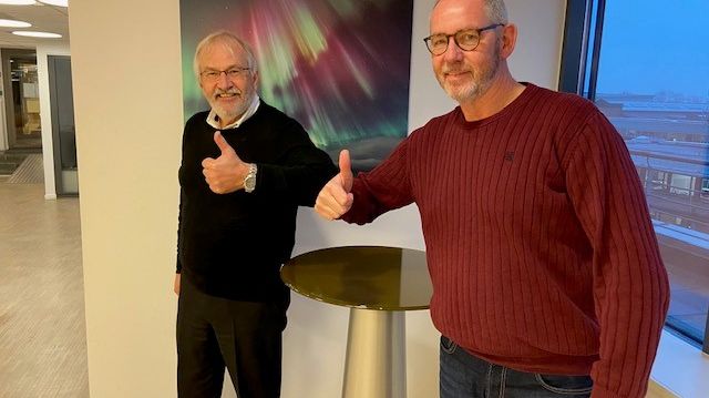 Armbåge på det! Anders Bredesen, Midroc Electro och Åge Grönberg, Vestby Elektro-Service 