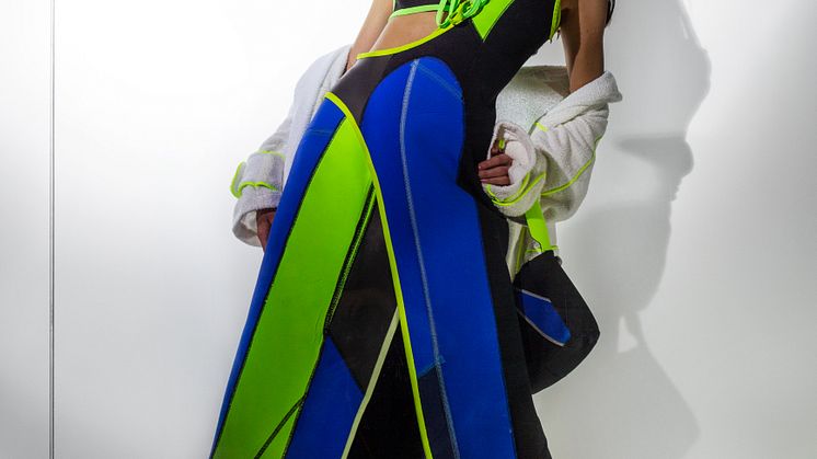 Lisa Jacobsson for Rave Review