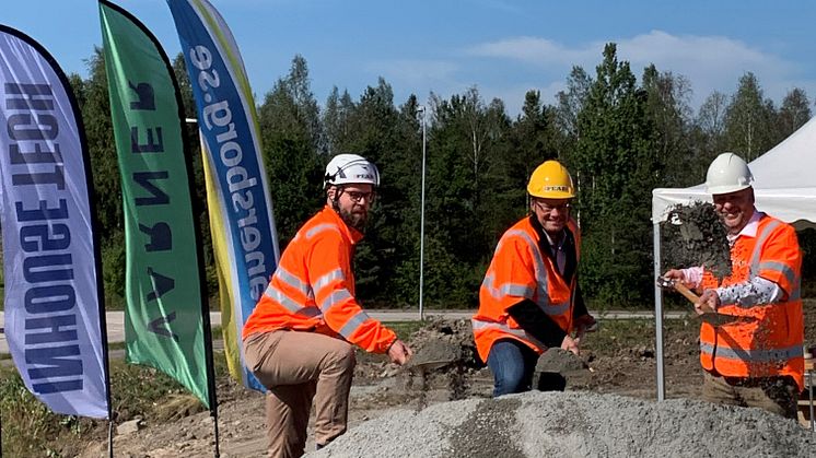 Varner expanderar sitt distributionslager och Inhouse Tech är med igen!