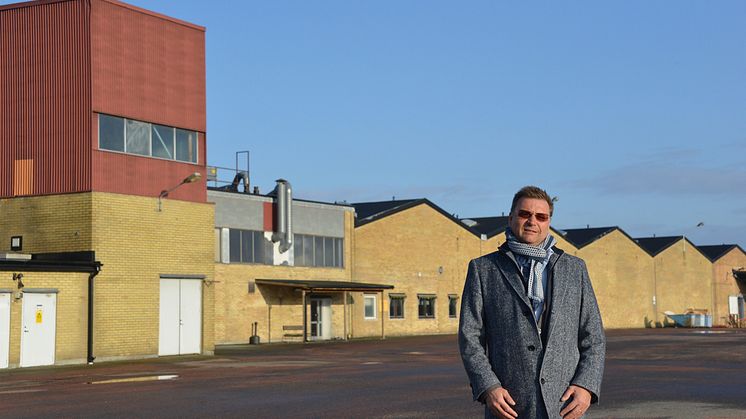 Frank Arnesson, Säljfast, i Karpalund