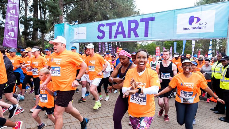 Jacaranda FM’s Elana Afrika-Bredenkamp all hyped up at the start of the 2018 Discovery Jacaranda FM Spring Walk