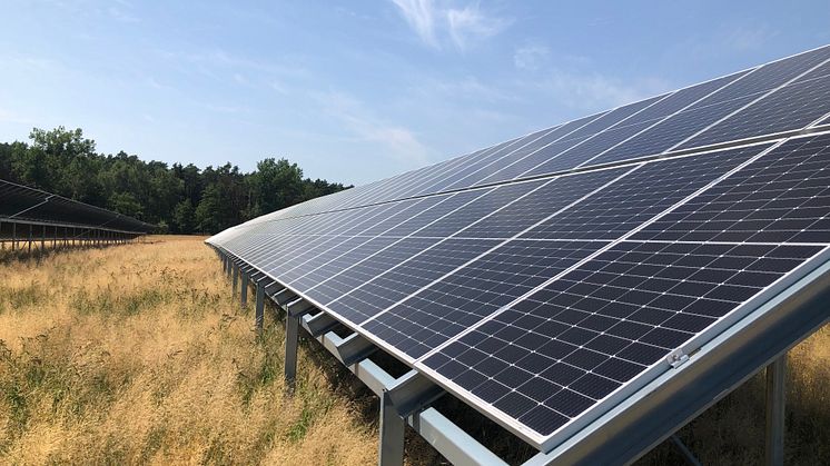 Mondelēz International inwestuje w energię odnawialną produkowaną przez elektrownie fotowoltaiczne w Polsce