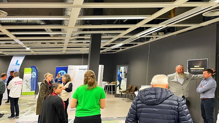 Politikerna mötte medborgarna för dialog om framtidsfrågor och den upplevda tryggheten