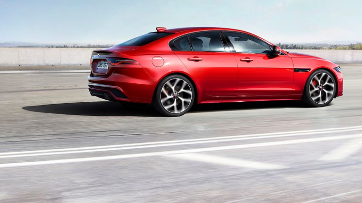 Jaguar XE Exterior1