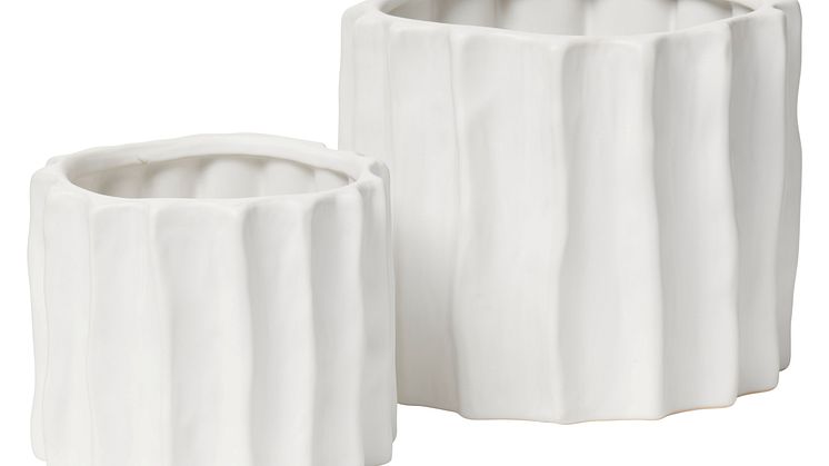 NYHET! Pot Ellie 15 cm White Stoneware 4,99 EUR. Pot Ellie 20 cm White Stoneware 9,99 EUR.jpg