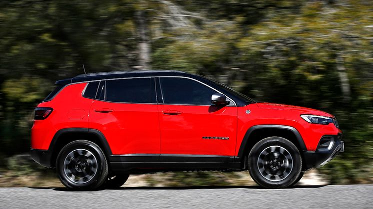 10. New Jeep� Compass Trailhawk 4xe