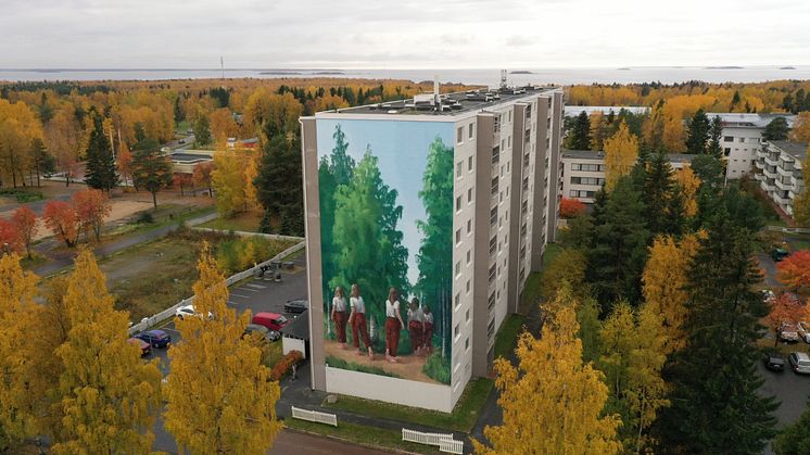 Eloise Gillow, "Käännekohta", 2022, Oulu. Kuva: Juha Niemelä